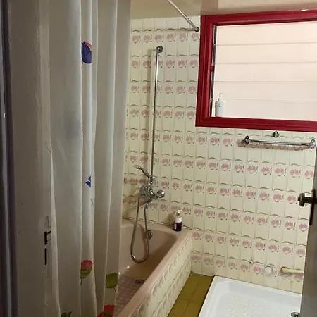 Past Or Tail * ラルナカ