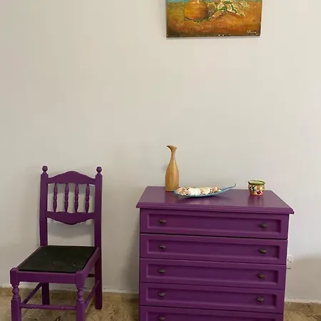 Past Or Tail Homestay Larnaca