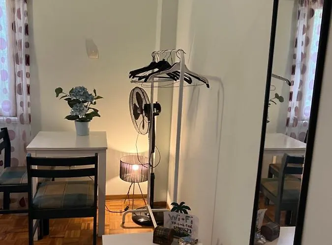 Past Or Tail Habitación en casa particular Lárnaca